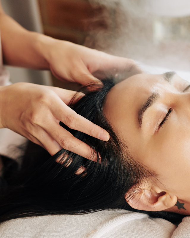 8 Scalp Massage Advantages for Hair and Mind 8 Scalp Massage Advantages for Hair and Mind